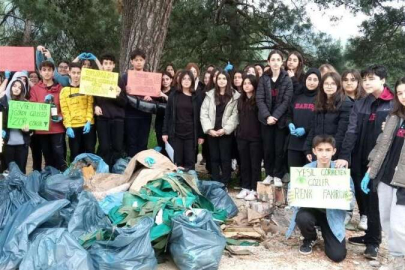 Büyükler kirletti, çocuklar temizledi