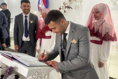 2 erkek ve 2 kız kardeş aynı masada ‘evet’ dedi