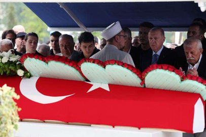 Cumhurbaşkanı Erdoğan, gazeteci Mehmet Barlas'ın cenaze törenine katıldı