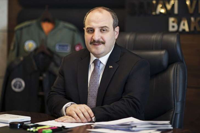 Eski Bakan Varank’a takipçisi "Atom karınca" diyerek destek oldu