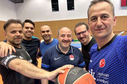 Mustafa Varank: “Savunma kadar hücum oynamak da önemli”