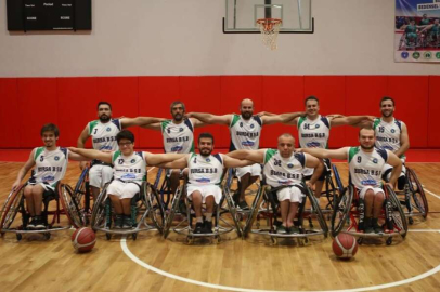 Büyükşehir sporda zirveye oynuyor