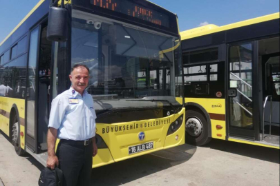 Bursa'nın şair şoförü, gündüz direksiyon başında gece sahnede