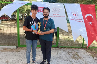 Geliştirdikleri roketle Türkiye şampiyonu oldular