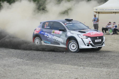 Orhangazi'deki otokros yarışları nefes kesti