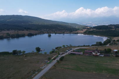 Uludağ'ın güney yamaçlarındaki Gököz Göleti'ne turist akını