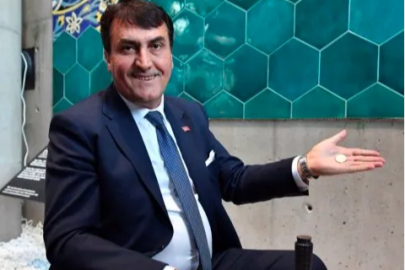 Sadece Arapça tabelalar kaldırılırken İngilizce tabelalara dokunulmadı! Kaçak yapılara dokunmayan Osmangazi’den Arapça tabela yasağı!