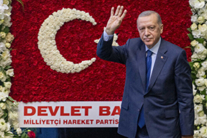 "Türkiye'nin, yerli ve milli eksende siyaset yapan bir muhalefete kavuşması, en büyük dileğimizdir"