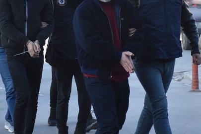İstanbul'da FETÖ operasyonunda 8 kişi yakalandı