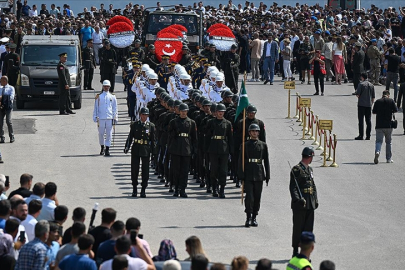 Şehit Astsubay Üstçavuş Ünal Sipahi,  son yolculuğuna uğurlandı