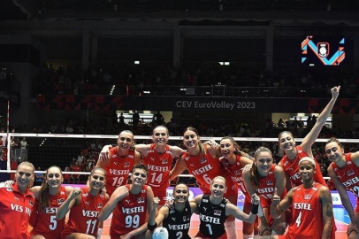 Filenin Sultanları'ndan 5 isim Avrupa Şampiyonası'nın "Rüya Takım"ında yer aldı