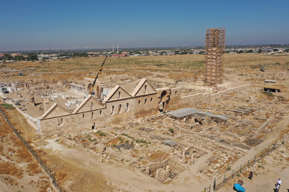 Tarihi Harran Ulu Cami'nin görkemli yapısı kazılarla ortaya çıkarılıyor