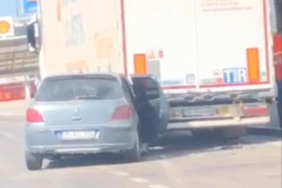 Otomobil tıra çarptı, sürücü ağır yaralandı