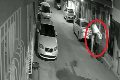 Bu kez motoru değil üzerindeki brandayı çaldılar