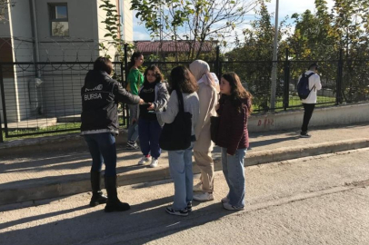 Bursa'da narkotik polisi 4 bin 144 vatandaşı bilgilendirdi