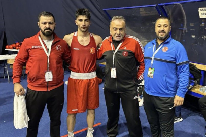 Büyükşehirli boksörden gümüş madalya