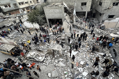 İsrail 45. günde de Gazze'yi aralıksız vurdu