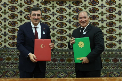 Cevdet Yılmaz: ''Türkmen elektriği ve doğal gazında büyük ölçekli projeleri birlikte üstlenmeye hazırız''