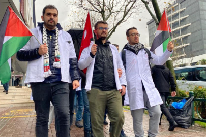Bursa’da doktorlar Filistin'e destek için yürüdü