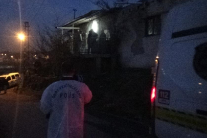 Ziyarete gelen ailesi şoku yaşadı: Tavana asılı halde buldular