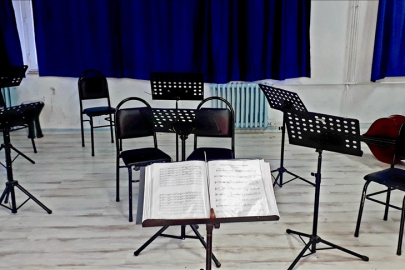 Lise öğrencileri, "sanat eğitimi" dersini beş alanda uygulamalı öğrenecek