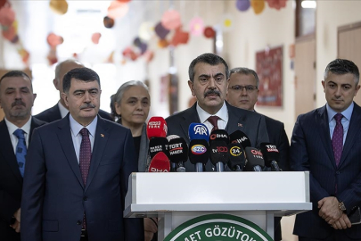 Bakan Tekin: Çocuklarımızın toplumsal yaşamda da eğitimin bir parçası olduğu bilinciyle hareket etmeliyiz