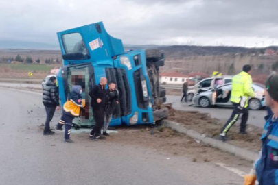 Kargo araçlarının da karıştığı iki ayrı kaza: 1 ölü, 3 yaralı