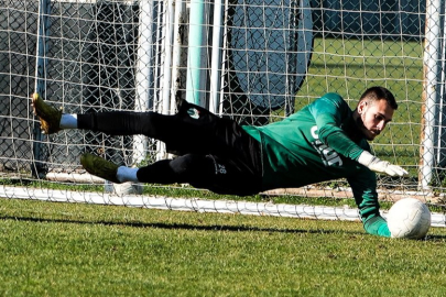 Bursaspor, Beyoğlu Yeni Çarşı maçı hazırlıklarını tamamladı  