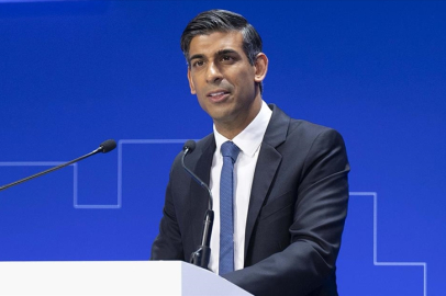 İngiltere Başbakanı Sunak, nefret suçlarına karşı Müslümanların yanında olduğunu söyledi