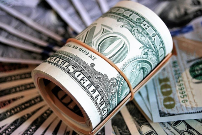 Uzmanlar, Hazine ve Maliye Bakanlığının 5 kattan fazla talep gelen 2 milyar avroluk tahvil ihracını değerlendirdi