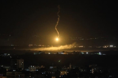 İsrail'in Şam'a saldırı düzenlediği iddia edildi