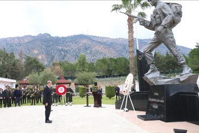KKTC'de, Çanakkale Deniz Zaferi'nin 109. yıl dönümü dolayısıyla törenler düzenlendi