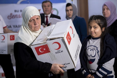 Türk Kızılaydan Erbil'de ihtiyaç sahibi ailelere ramazan yardımı