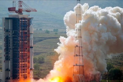 Çin, atmosfer ve uzay çevresi gözlem uydularını fırlattı