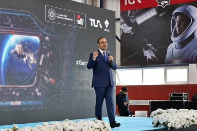 Sanayi ve Teknoloji Bakanı Kacır: Hedefimiz küresel uzay ekonomisinden pay almayı başarmak