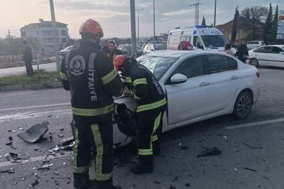 Trafik kazası: 3 yaralı   