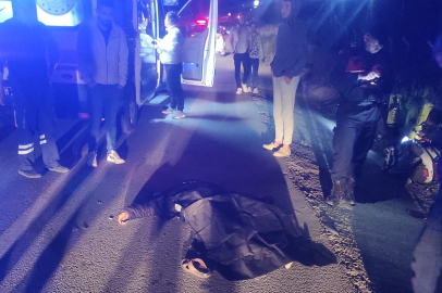 16 yaşındaki motosiklet sürücüsü 37 yaşındaki yayaya çarptı; yaya hayatını kaybetti sürücü ağır yaralı 