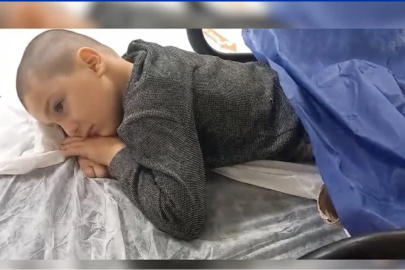 Sahipsiz köpeklerin saldırısına uğrayan 7 yaşındaki çocuk yaralandı