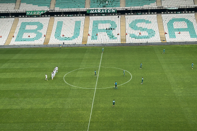 Vanspor FK oyuncularından Bursaspor maçında protesto