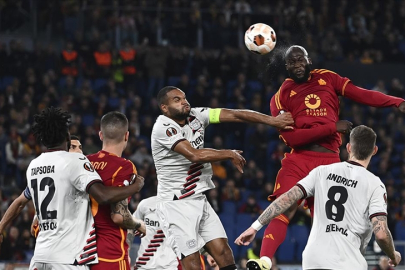 Premier Lig'de şampiyonluk yarışı kızıştı