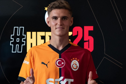 Elias Jelert, Galatasaray tarihindeki 203. yabancı futbolcu oldu