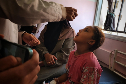 Gazze'deki Filistin hükümeti çocuk felci aşısı için ateşkes çağrısında bulundu