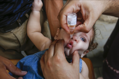 BM, Gazze Şeridi'nin orta kesiminde çocuk felci aşılama kampanyası başlattı