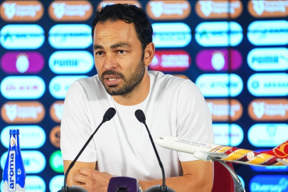 Gaziantep FK teknik direktörü Selçuk İnan: Eski bir futbolcu olarak ilk golde bir el olduğunu düşünüyorum