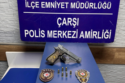 15 yıl hapisle aranan suç makinası, Bursa'da gece kartallarından kaçamadı