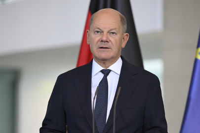 Almanya Başbakanı Scholz, elektrikli araçlar konusunda Çin ile daha fazla görüşme çağrısı yaptı