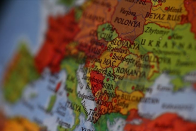 Batı Balkanlar'da savunma harcamaları artıyor, zorunlu askerlik yaygınlaşıyor