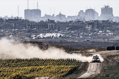 Beyrut'u yoğun bombardımana tutan İsrail, Gazze'nin kuzeyine yeniden kara saldırısı başlattı