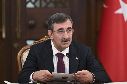 Cumhurbaşkanı Yardımcısı Yılmaz: Azalan cari açık, dezenflasyon sürecine katkı sağlamaya devam ediyor