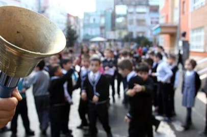 Okullar 20 Şubat'a kadar tatil edildi